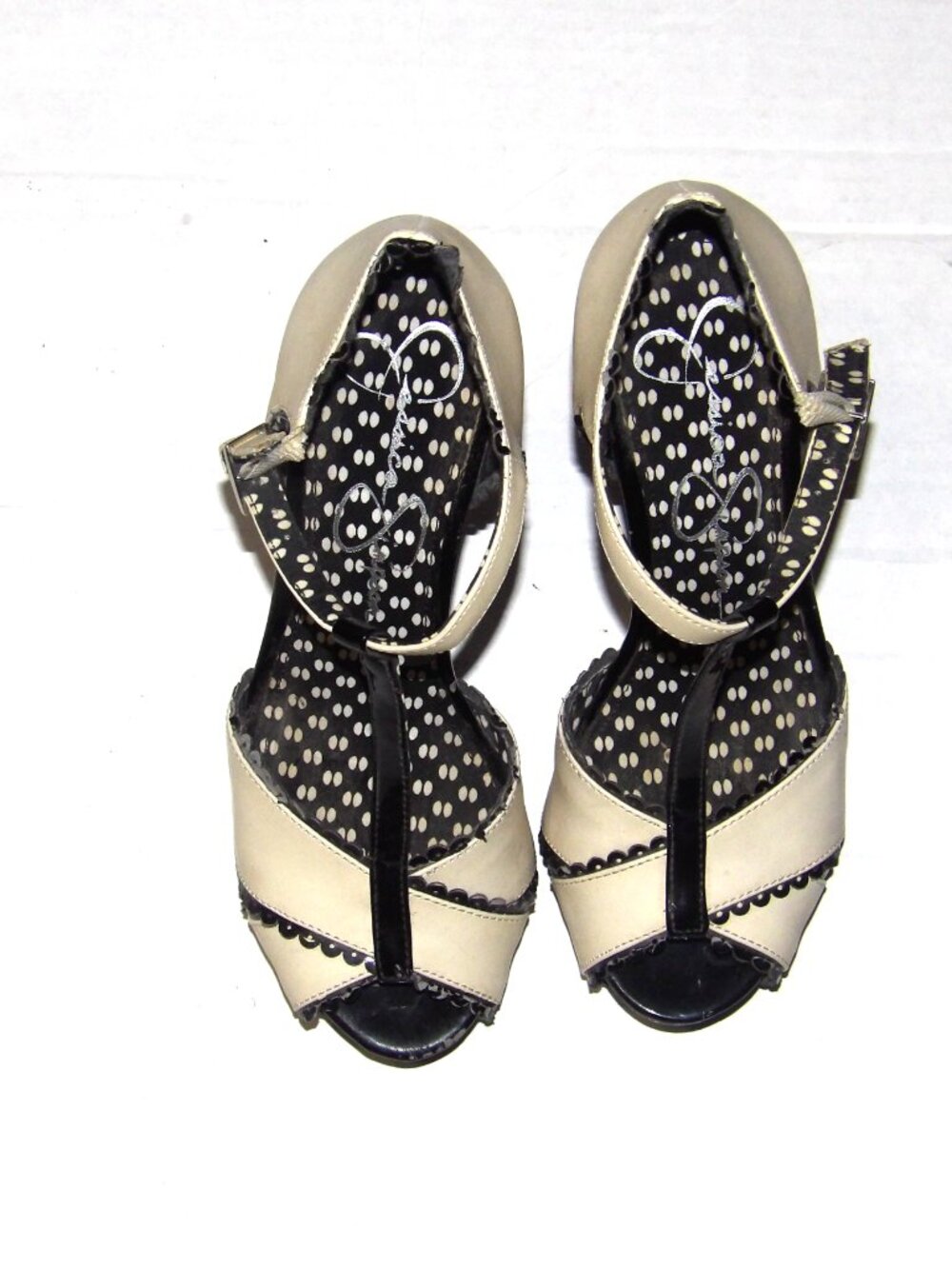 Jessica Simpson Vintage Cream And Black T-Strap Heels, Peep Toes Women Size 6.5